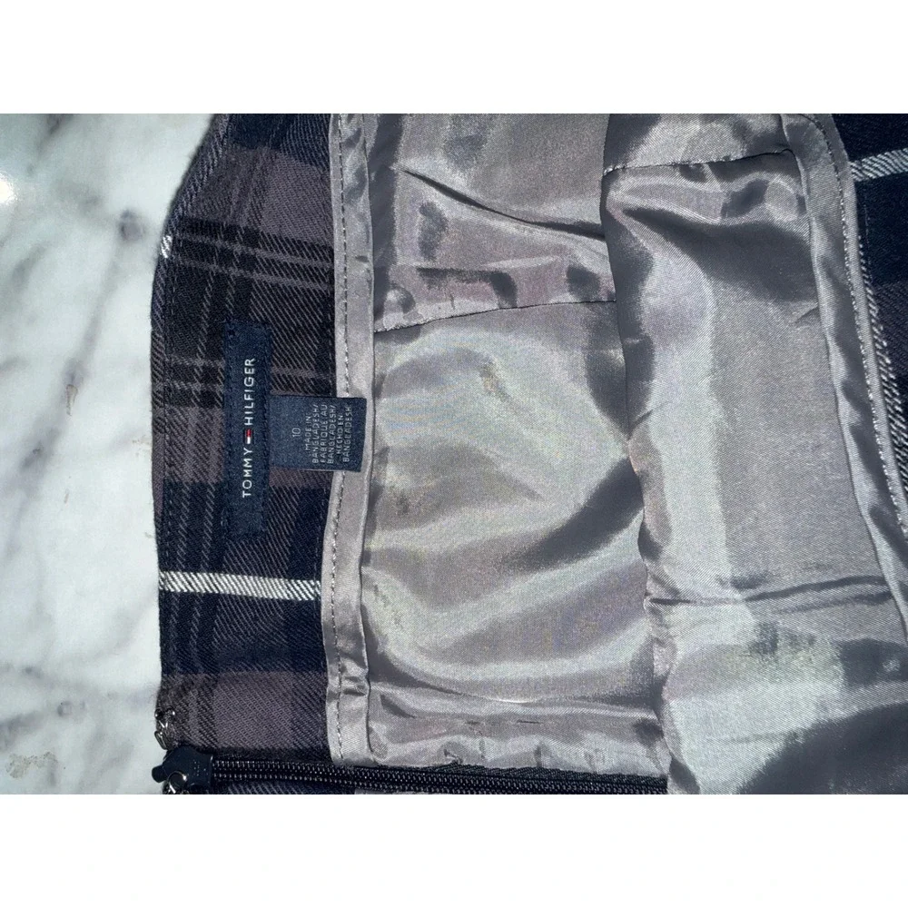 Tommy Hilfiger Women Plaid Mini Skirt Charcoal Gray White Blue‎ Size 10